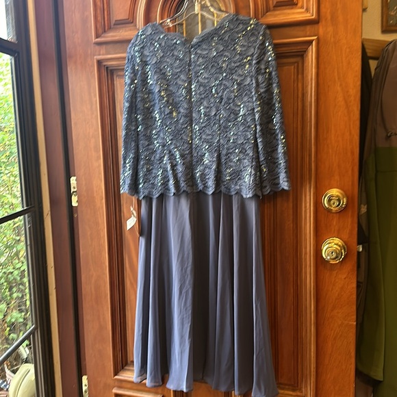 NWT Allex Evenings two Piece (faux) cocktail dress IN STORES - Picture 4 of 6